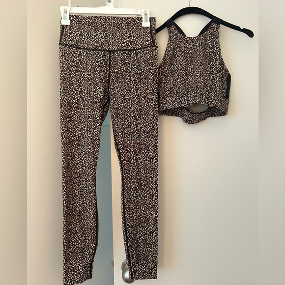 Varley classic leopard set - Picture 3 of 5